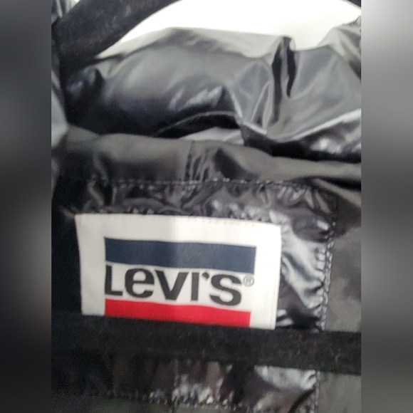 LEVIS Polished Quilted Megan Hooded Puffer Jacket Womens L Black Front Zip - Picture 3 of 6